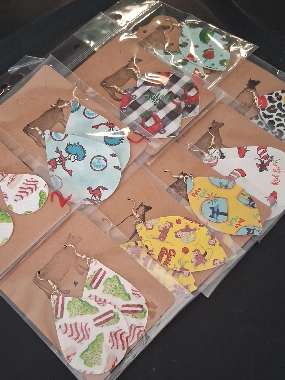 8 Pairs Christmas Tree & Red Pattern Lightweight Teardrop Earrings.